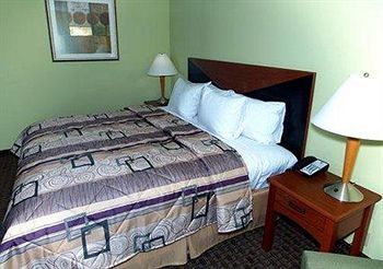 Hotel Sleep & - Atlanta Northwest 3*